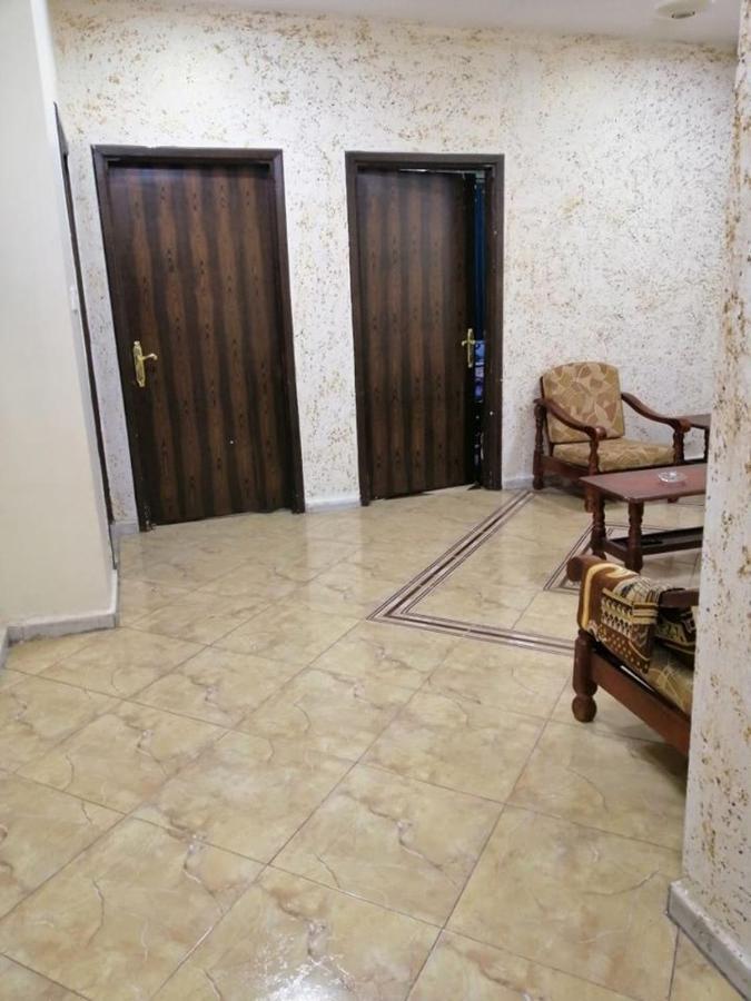 Golden Diamond Hotel Apartments- الماسة الذهبية للشقق الفندقية Aqaba Exteriör bild